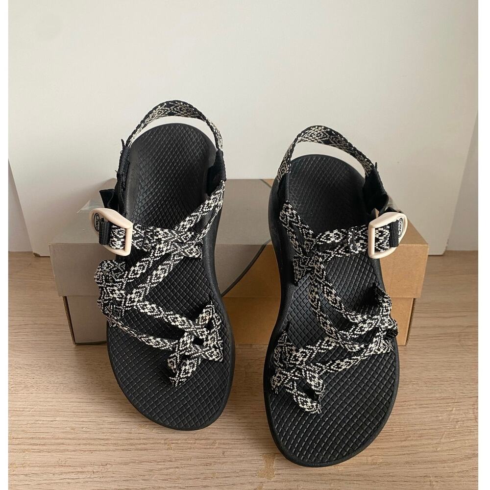 Chaco Classic Women Strappy Sandal- W 8 - Picture 2 of 12